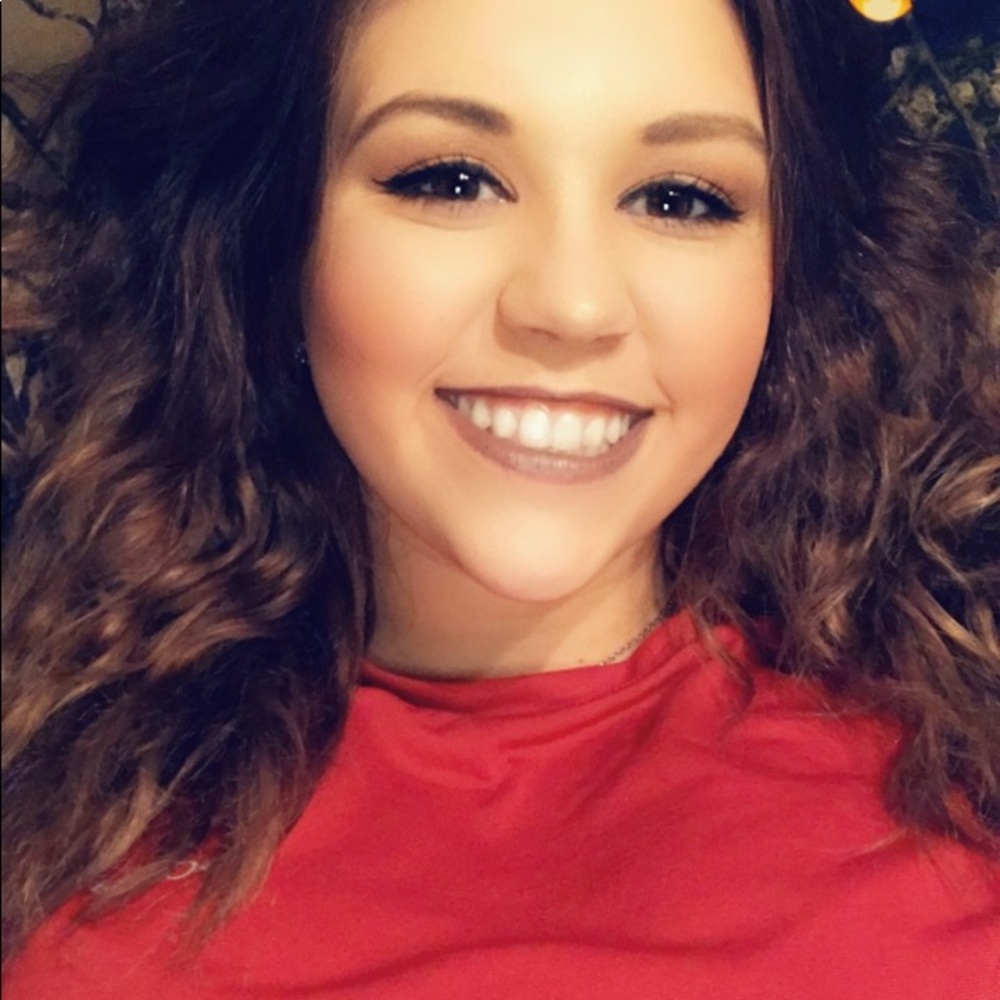 Meet your Posher, Katie